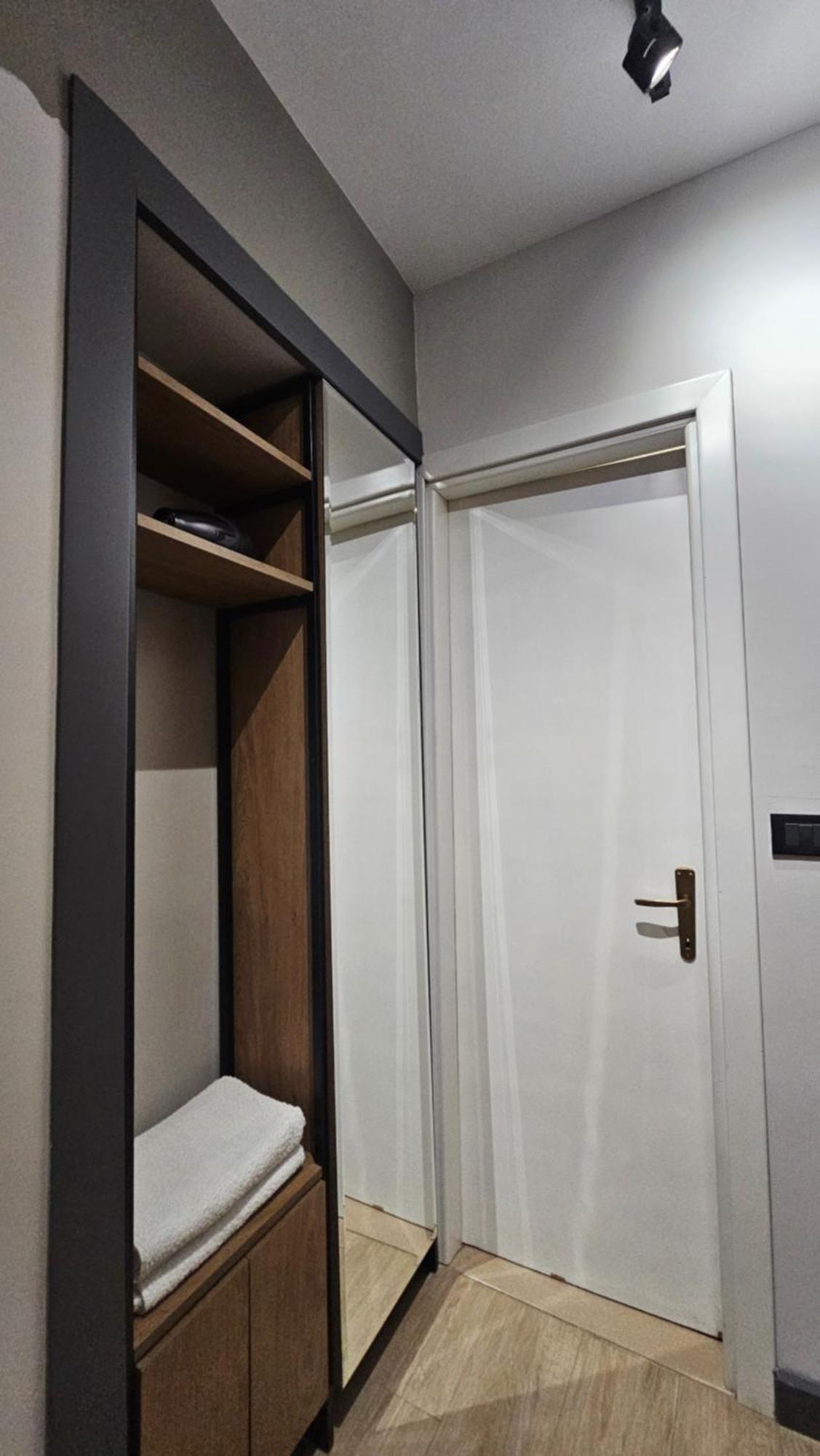 Tam Serviced Studio Apartments Next To Blloku Tirana Exterior foto