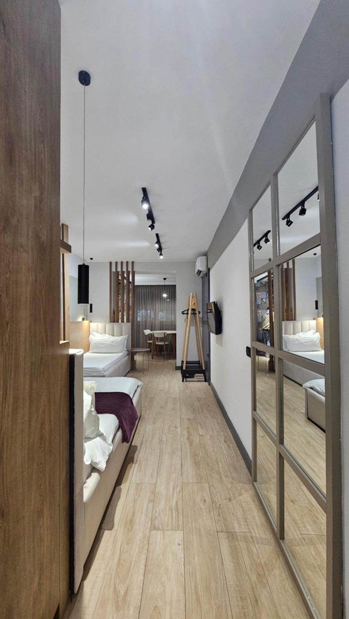 Tam Serviced Studio Apartments Next To Blloku Tirana Exterior foto